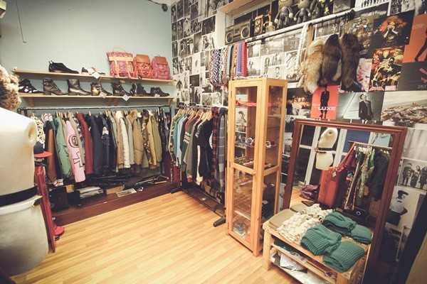 Liều lĩnh, sinh viên kiếm 80 triệu/tháng