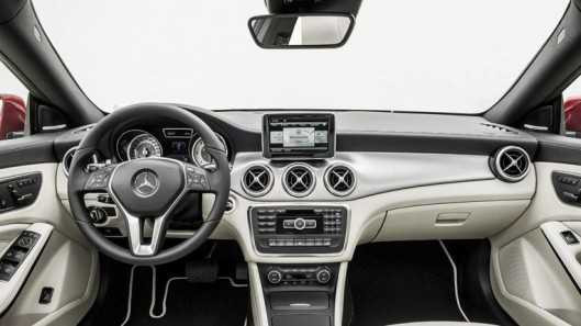 Mercedes-Benz CLA 2014 có giá từ 29.900 USD