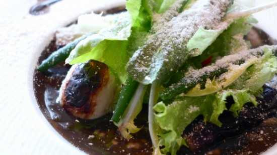 Món ăn 'độc' từ đất, giá hơn 2 triệu đồng