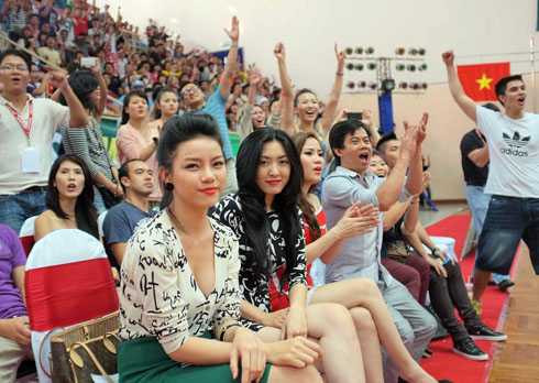 Một ngày cùng những 'chân dài' Saigon Heat