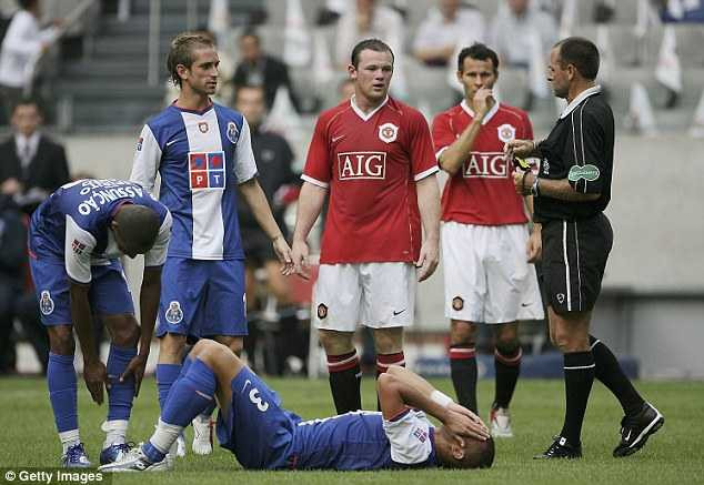 'Mù' tiếng Tây Ban Nha, Rooney cười mỉa tâm lý chiến