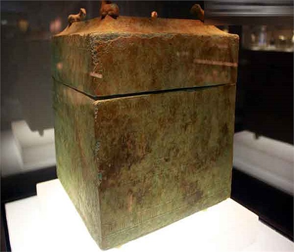 Tráp vuông trang trí tượng cừu thế kỷ 1 - 3