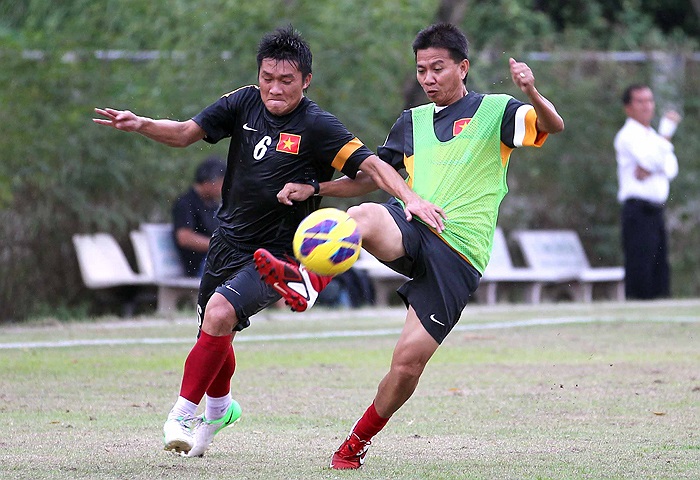 Ông Hoàng Anh Tuấn là một trong những HLV trẻ có bằng cấp, có cá tính và thể hiện khát khao vượt giới hạn bản thân. Trong bối cảnh rất nhiều HLV nội đều e ngại ngồi ghế HLV trưởng đội tuyển quốc gia, ông Tuấn có quan điểm ngược lại. 
