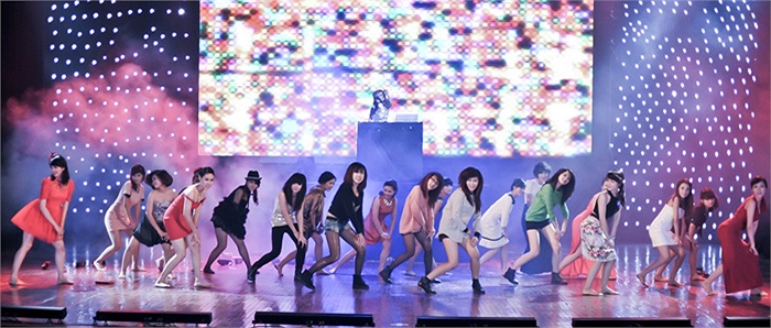 Cuộc thi: Tìm kiếm gương mặt nữ sinh tiêu biểu Đại học FPT – Miss FU Hà Nội 2013 thành công ngoài dự kiến khi thu hút hàng trăm thí sinh nữ tham gia