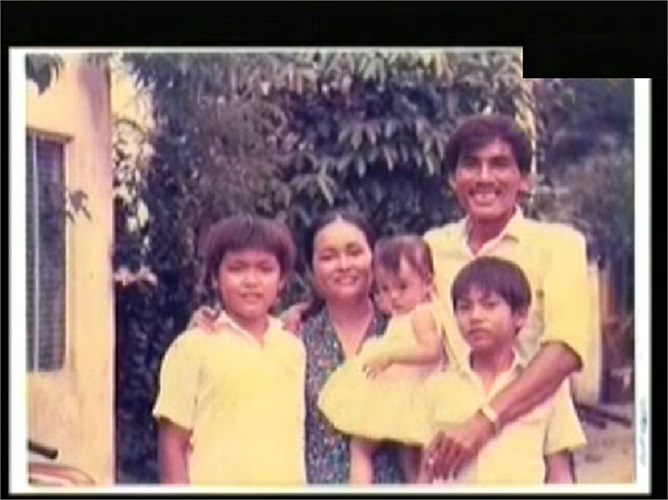 Trong gia đình, cả bố mẹ, các anh trai đều có những tài lẻ riêng, thế nhưng chỉ duy nhất Tăng Thanh Hà là đi theo tiếng gọi của nghệ thuật. 