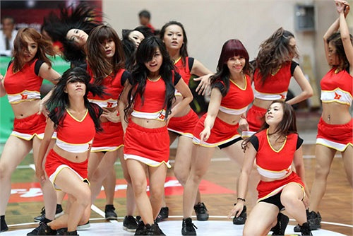 Các cô gái Sài Thành duyên dáng trên sàn đấu