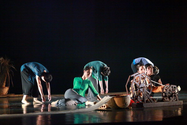 Phòng the lên múa và nghệ thuật tử tế