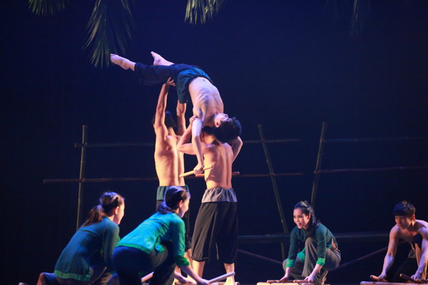 Phòng the lên múa và nghệ thuật tử tế