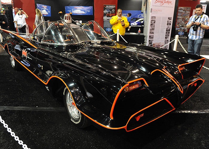 Ngày 19/1 vừa qua, tại nhà đấu giá Barret-Jackson ở Scottsdale, bang Arizona nước Mỹ, một chiếc Batmobile đã chốt giá “khủng” 4.2 triệu USD. 