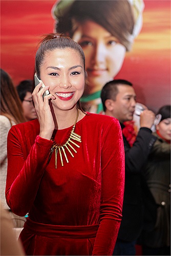 Bởi có tin cô đang mang bầu.