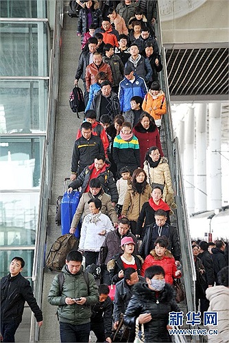 Giới chức Trung Quốc cho hay, mùng 5 và mùng 6 Tết là 2 ngày cao điểm đón tỉ lượt người