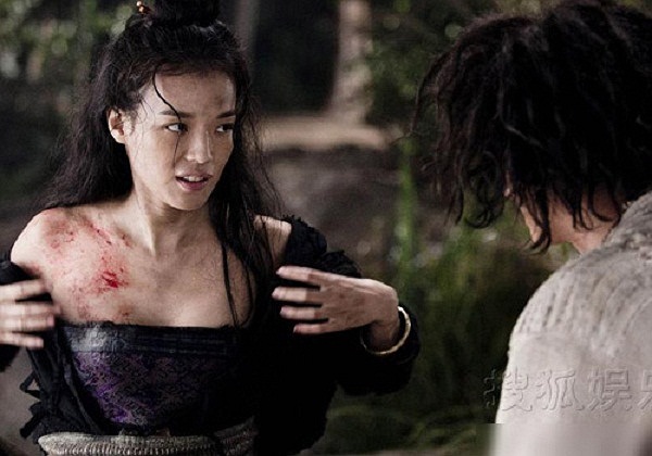 Rất có thể trong phim này, Bạch Cốt Tinh và Đường Tăng có mối quan hệ tình ái.