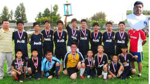 'Tiền đạo triệu USD' mơ khoác áo ĐTVN