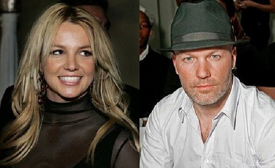 Fred Durst – 2002: Thủ lĩnh nhóm Limp Bizkit đã rêu rao rằng anh đã hẹn hò với công chúa nhạc Pop ngay sau khi cô chia tay với Justin Timberlake, tuy nhiên, chưa một lần Britney lên tiếng xác nhận.