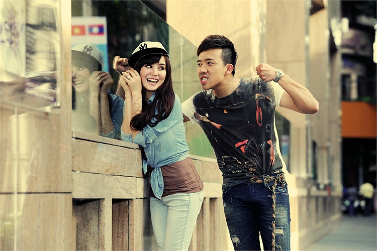 Trấn Thành từng dẫn các chương trình thú vị như Cứ nói đi, Thử thách cùng bước nhảy… Ngoài công việc MC, Trấn Thành còn tham gia đóng phim truyền hình, lồng tiếng phim. 