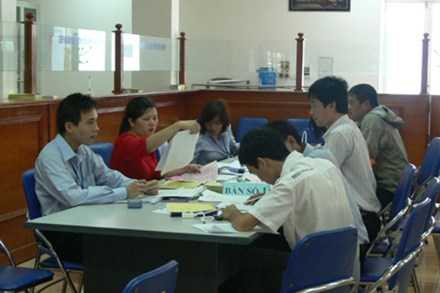 Truy tìm lỗ hổng 'ngồi trên trời' soạn luật ở Việt Nam