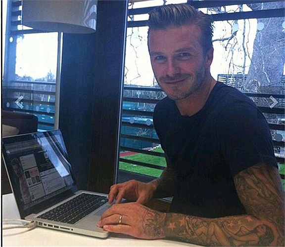 David Beckham rất chăm cập nhật tin tức trên internet