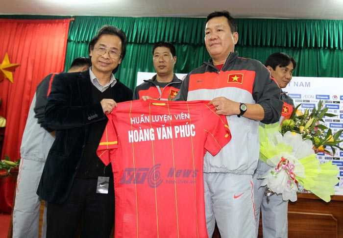 Tuyển Việt Nam sẽ đá kiểu Tây Ban Nha