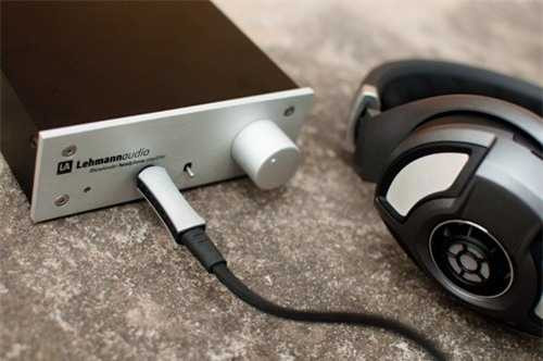 Xem tai nghe nhạc 21 triệu đồng ở Hà Nội