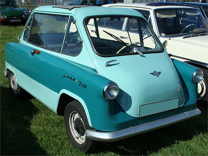 Janus là dòng xe nhỏ do công ty Zundapp, Đức sản xuất trong hai năm 1957 và 1958. 