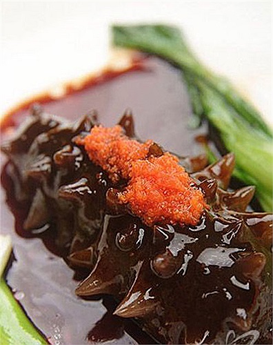 Hải sản có thể tăng khả năng hoạt động tình dục. Tinh dịch ở nam giới có chứa một lượng lớn kẽm, kẽm trong cơ thể thiếu sẽ ảnh hưởng đến số lượng và chất lượng tinh trùng. Chỉ một con hàu, tôm, cua là đủ nhu cầu kẽm cho cả một ngày.