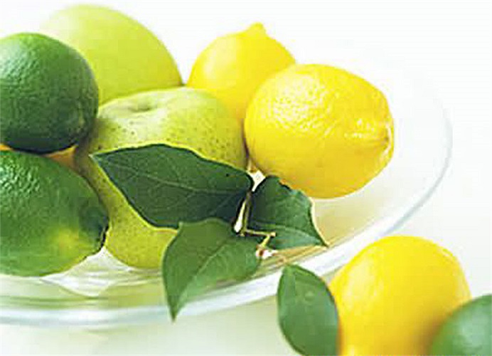 Thức ăn giàu vitamin C: Đàn ông sau 24 tuổi cả chất và lượng của tinh trùng đều suy giảm, nếu như có một loại thuốc trường sinh bất lão để làm cho tinh trùng bị lão hóa được giàu sức sống trở lại, thì đó chính là vitamin C. 