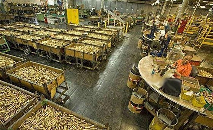 Bên trong nhà máy sản xuất đạn Stone Hart ở Miami, Mỹ