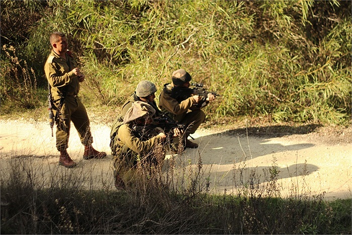 Binh sĩ Tiểu đoàn trinh sát Bedouin tuần tra tại biên giới của Israel để chống các đối tượng buôn bán ma túy