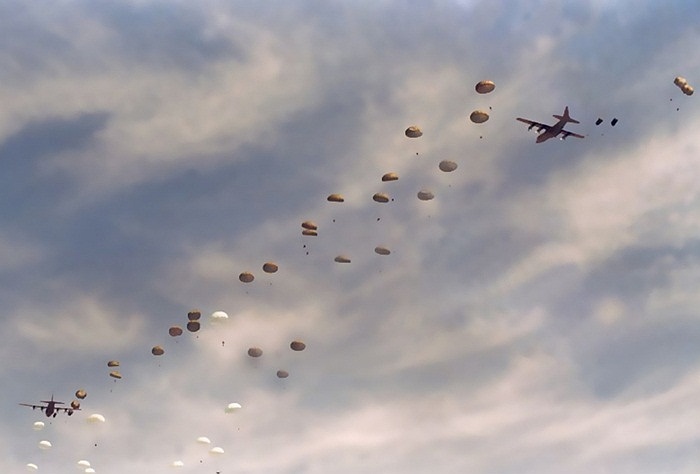 Đội máy bay vận tải C-130 Hercules của Không quân Iran