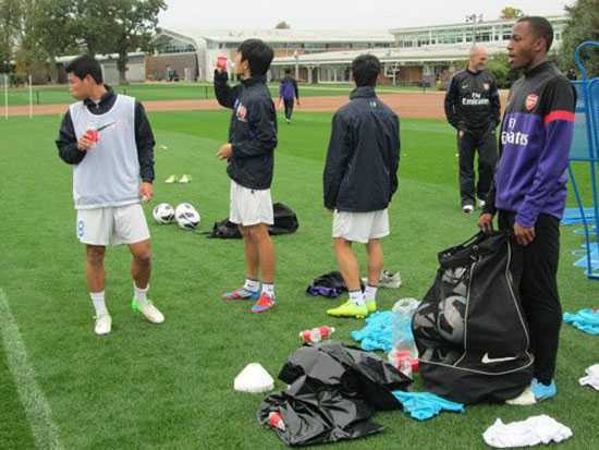 Bốn sao trẻ HAGL tới Arsenal: Mật lệnh từ bầu Đức