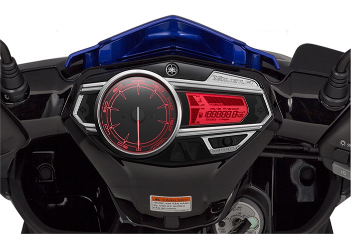 Mặt đồng hồ công tơ mét thiết kế tích hợp giữa hiển thị Digital và Analog được chiếu sáng bằng đèn LED màu đỏ khá ấn tượng.