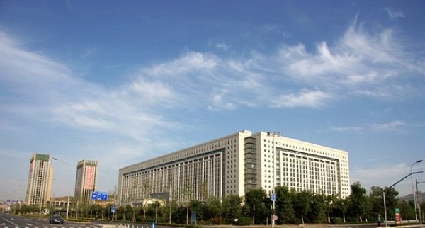 Tòa nhà có diện tích sàn hơn 370.000 m2 và 40 thang máy