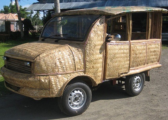 9. Tre: vật liệu dân dã, rẻ tiền và dễ sửa chữa này đã xuất hiện trên một số xế hộp.