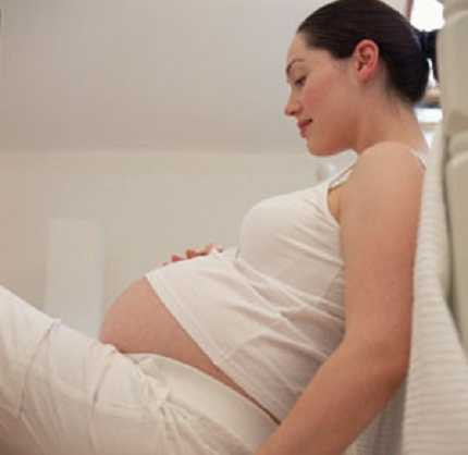 Chọn kiều nữ mang thai hộ: Tiền tỉ đổ xuống sông