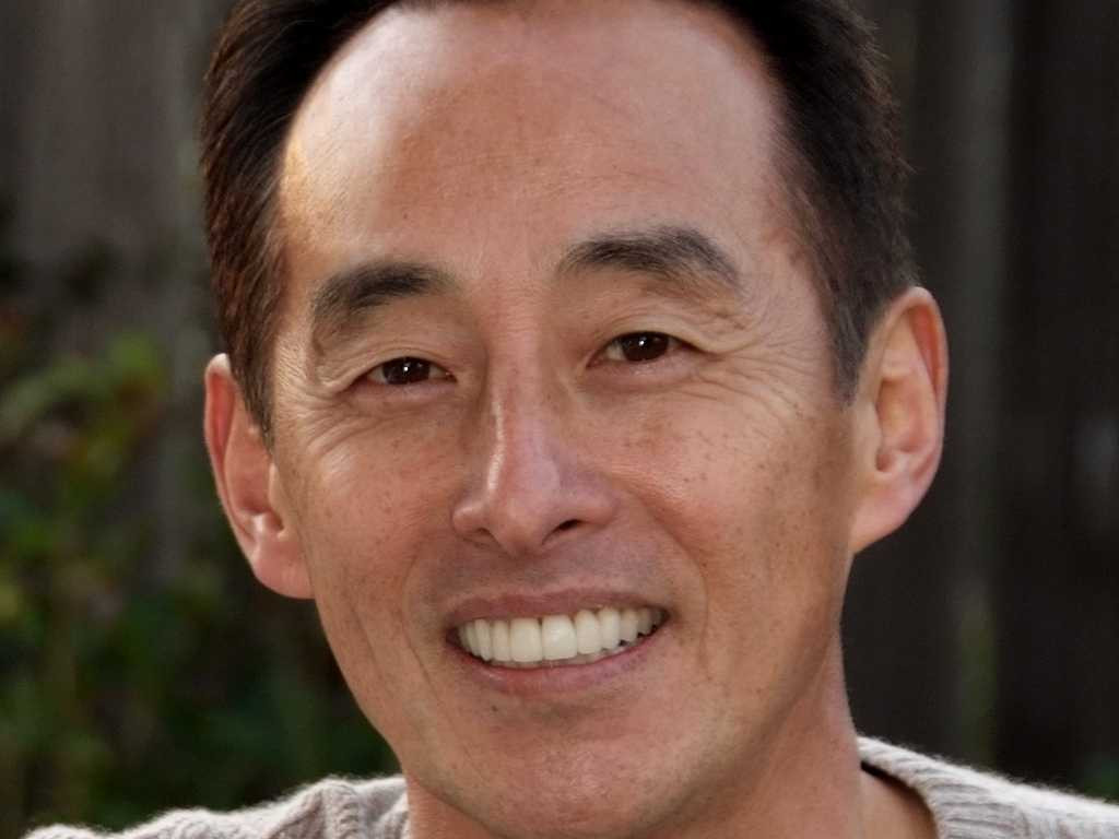 Giám đốc chiến lược Samsung là 'fan' của Apple