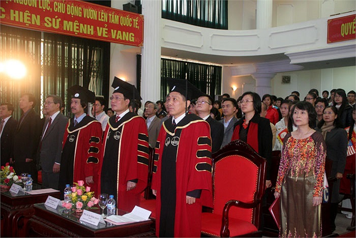 Đây cũng là cơ hội để cơ hội tăng cường đối thoại và trao đổi giữa các cán bộ giảng viên, sinh viên với các nhà khoa học hàng đầu thế giới, giao lưu trao đổi kinh nghiệm trong nghiên cứu khoa học.