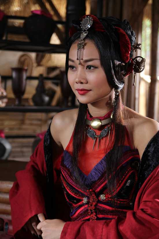 Hà Tăng cực nguy hiểm trong ‘kỹ viện’ của Thanh Hằng