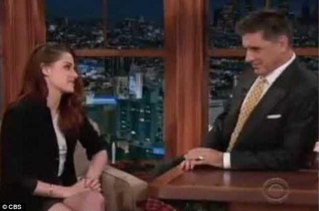 Kristen Stewart: Vai gái hư là trải nghiệm kinh khủng