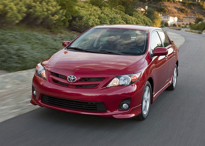 2. Toyota Corolla: với mức tiêu thụ khoảng 966.000 chiếc mẫu sedan cỡ nhỏ của Toyota phải nhường Focus về vị trí thứ hai. Năm nay, doanh số xe giảm tới 25% ở Trung Quốc – thị trường tiêu thụ ôtô lớn nhất thế giới