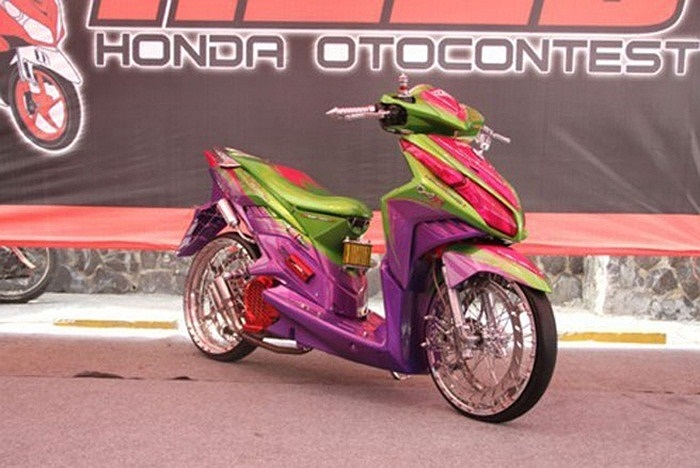 Phong cách 'tay đua đường phố' - Ảnh: Welovehonda.