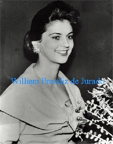 Luz Marina Zuluaga sinh ngày 31/10/1938, bà chỉ cao 1,61m.