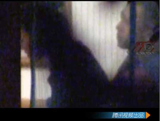 Phản bội Tôn Lệ, Đặng Siêu hẹn hò Giang Nhất Yến?