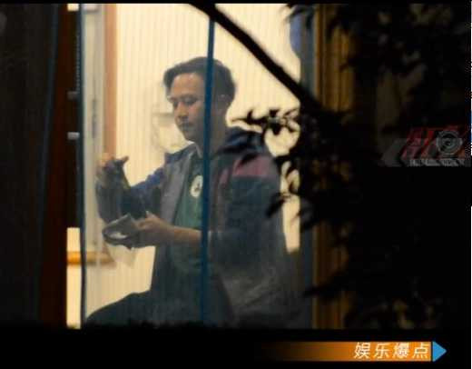 Phản bội Tôn Lệ, Đặng Siêu hẹn hò Giang Nhất Yến?