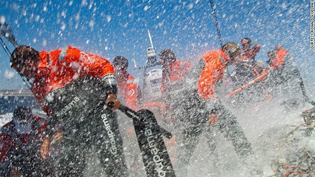 Volvo Ocean Race- một trong những giải đua uy tín nhất thế giới, cứ 3 năm được tổ chức một lần. Điều kiện thi đấu: sóng to, gió lớn, nhiệt độ thay đổi trong khoảng từ -5 đến 40 độ C, không mang theo thực phẩm tươi sống. 