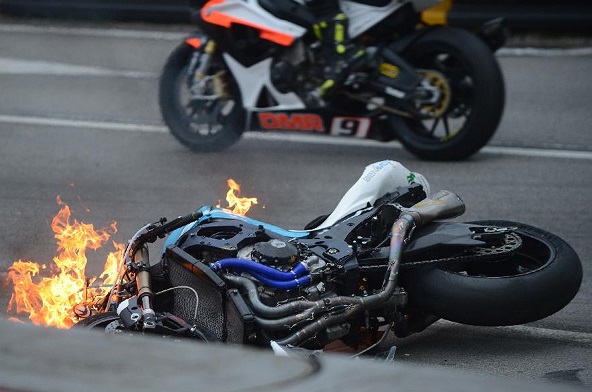 Hai bác sĩ có mặt ngay lập tức nhưng mọi chuyện đã quá muộn