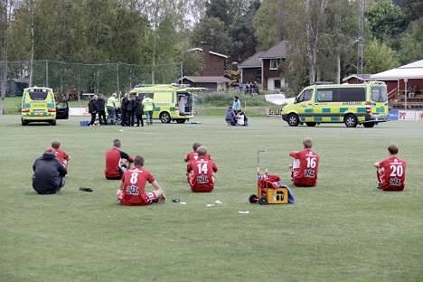 Chàng trai 27 tuổi không bao giờ còn đứng dậy được nữa. 