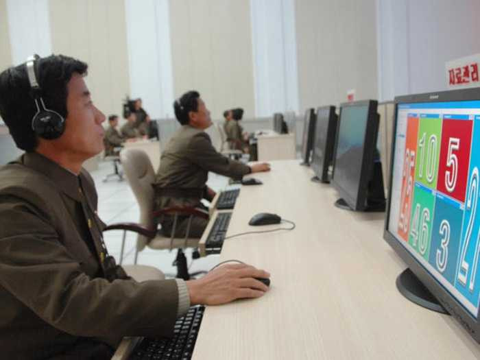 Video, ảnh: Bên trong trung tâm tên lửa Triều Tiên