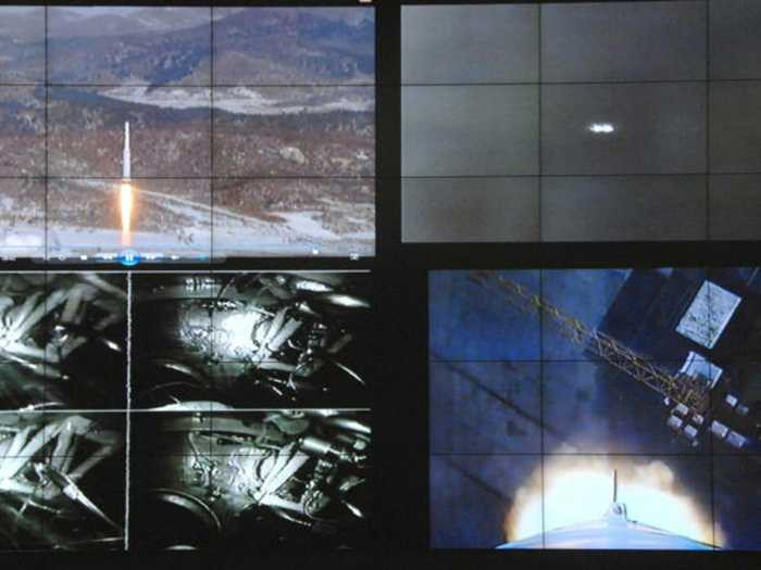 Video, ảnh: Bên trong trung tâm tên lửa Triều Tiên