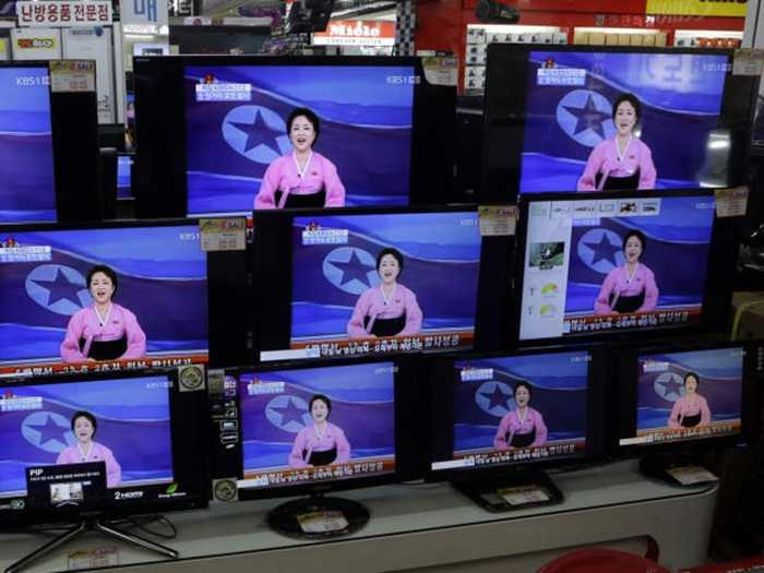 Video, ảnh: Bên trong trung tâm tên lửa Triều Tiên