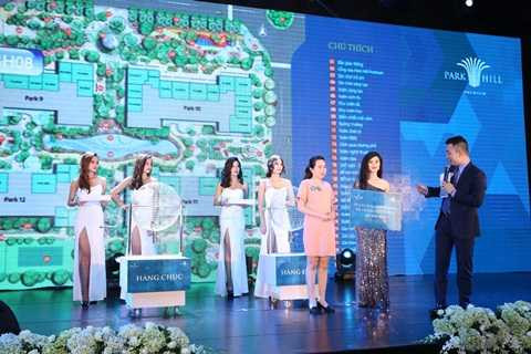 Do số lượng shophouse hạn chế, Lễ mở bán được tiến hành thông qua hình thức quay số bốc thăm quyền mua. 